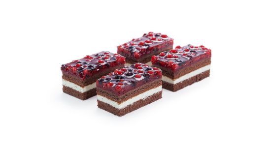 Bild von *1 ST. BEEREN-SAHNESCHNITTE (UK = 3 ST.)