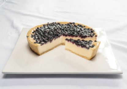 Bild von *1 ST. BLUEBERRY CHEESECAKE (UK = 6ST.)