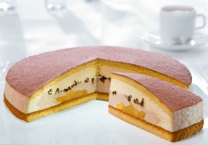 Bild von *1 ST. ERDBEER-SAHNETORTE (UK = 4 ST) AUSGELISTET