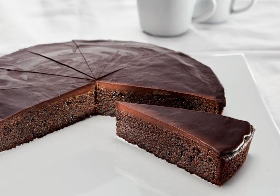 Bild von 1 ST. SCHOKOKUCHEN GESCHNITTEN (UK = 4 STK) KW15